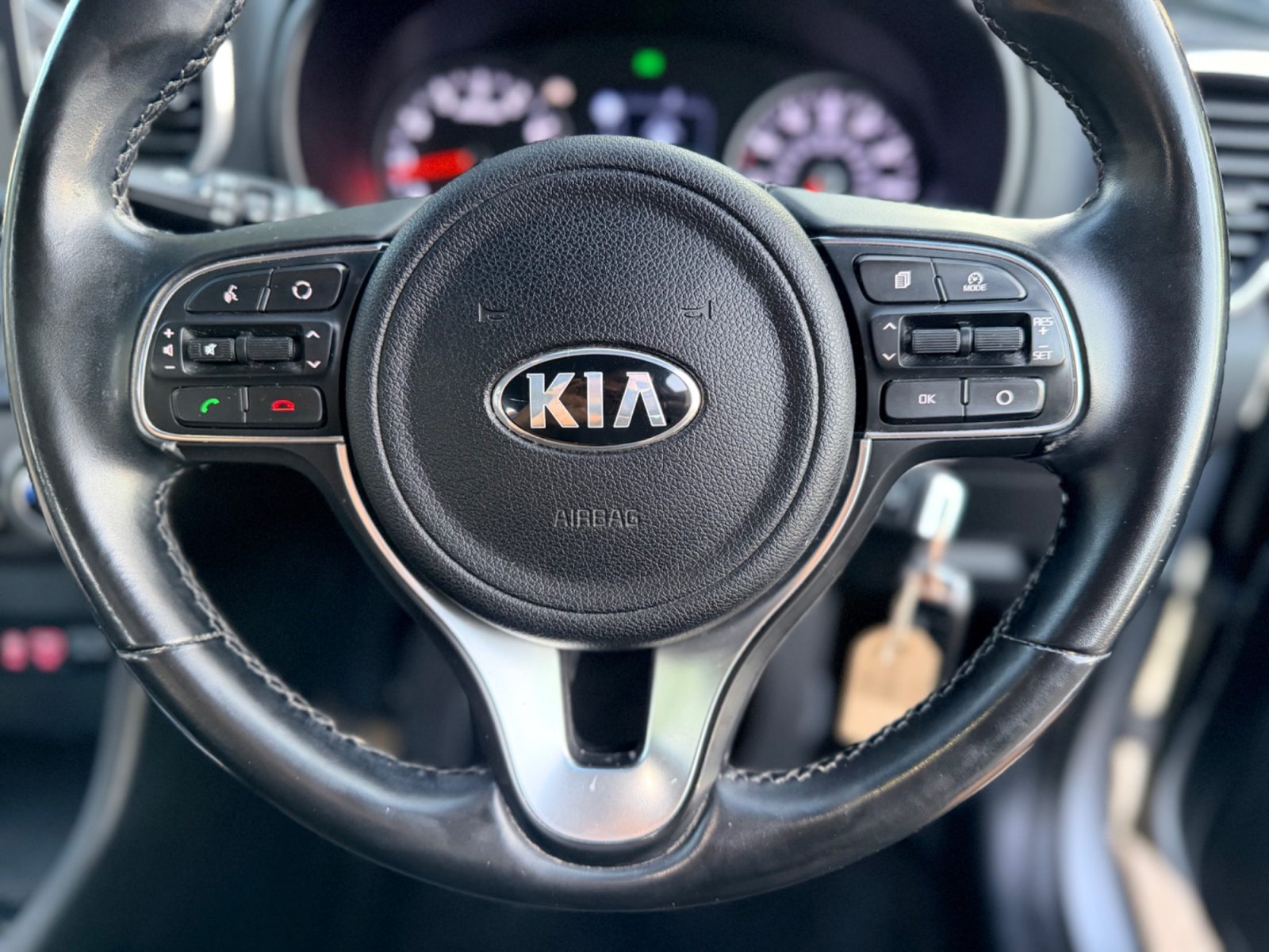 Kia Sportage 2018 — photo 76