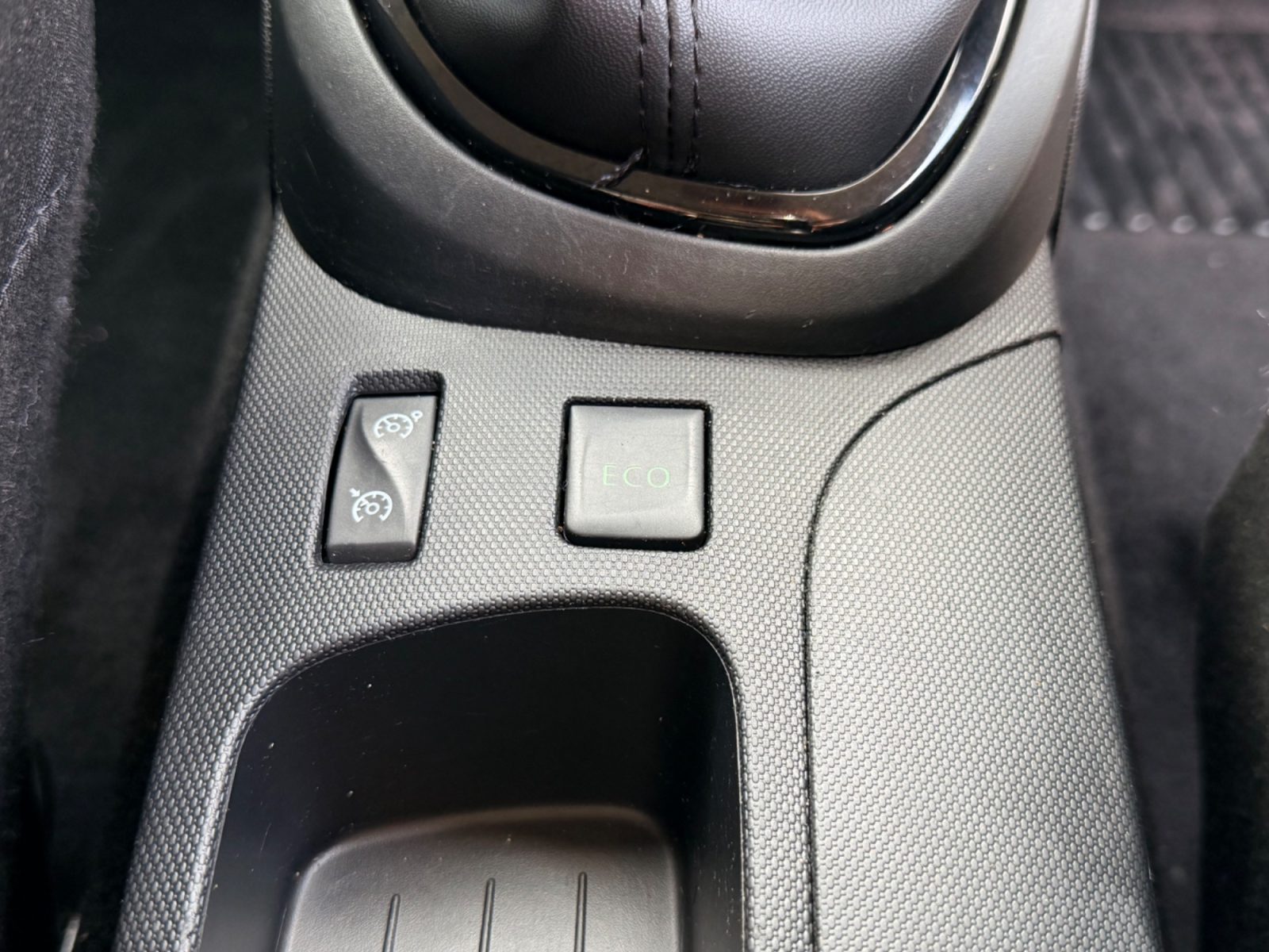 Renault Captur Dynamique Nav 0.9 TCe ENERGY Dynamique Nav Euro 6 2015 — photo 18