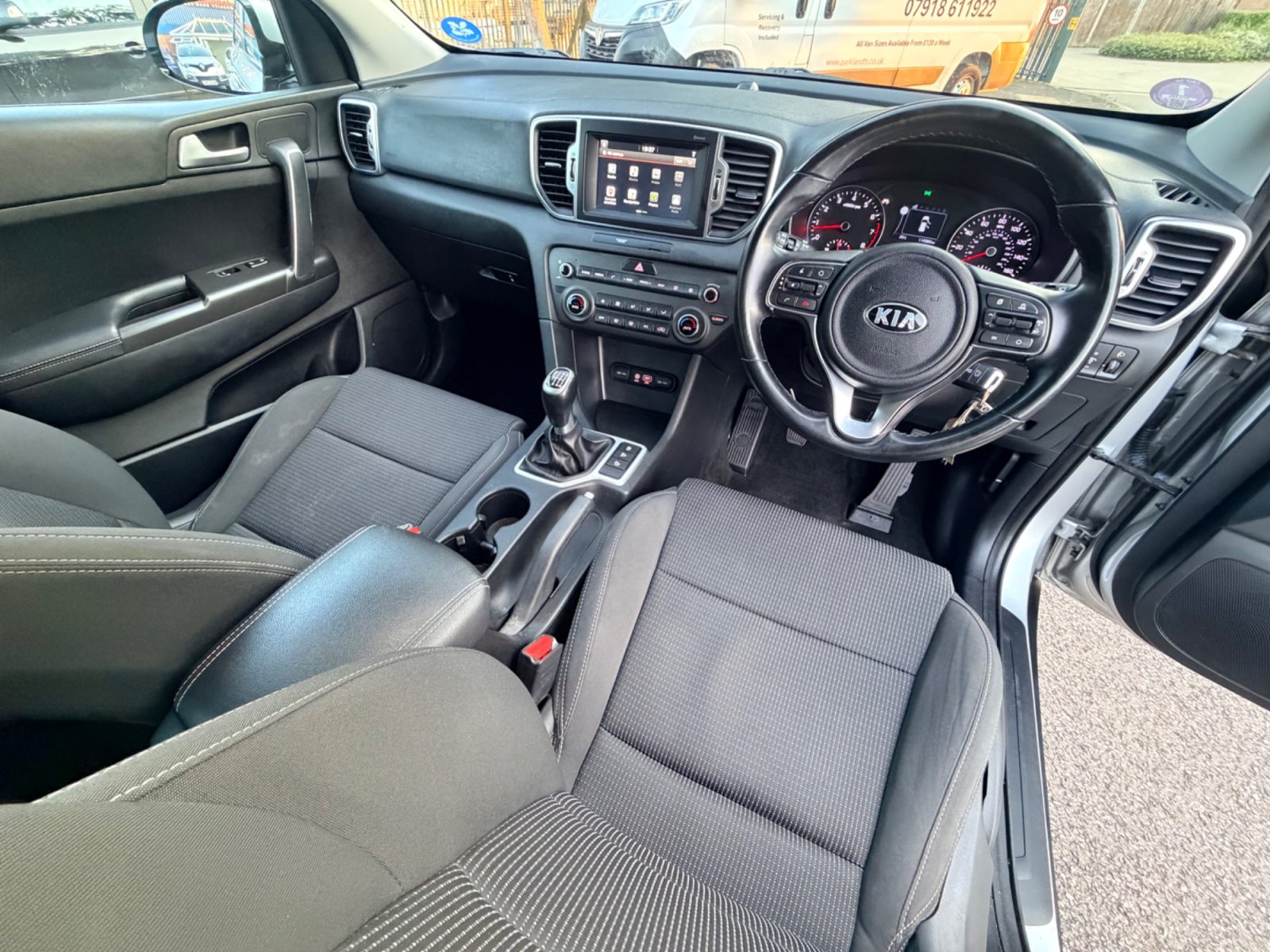 Kia Sportage 2018 — photo 46