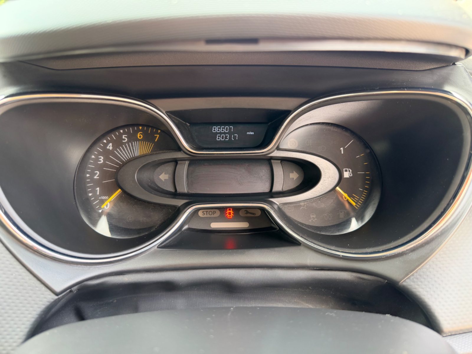 Renault Captur Dynamique Nav 0.9 TCe ENERGY Dynamique Nav Euro 6 2015 — photo 19