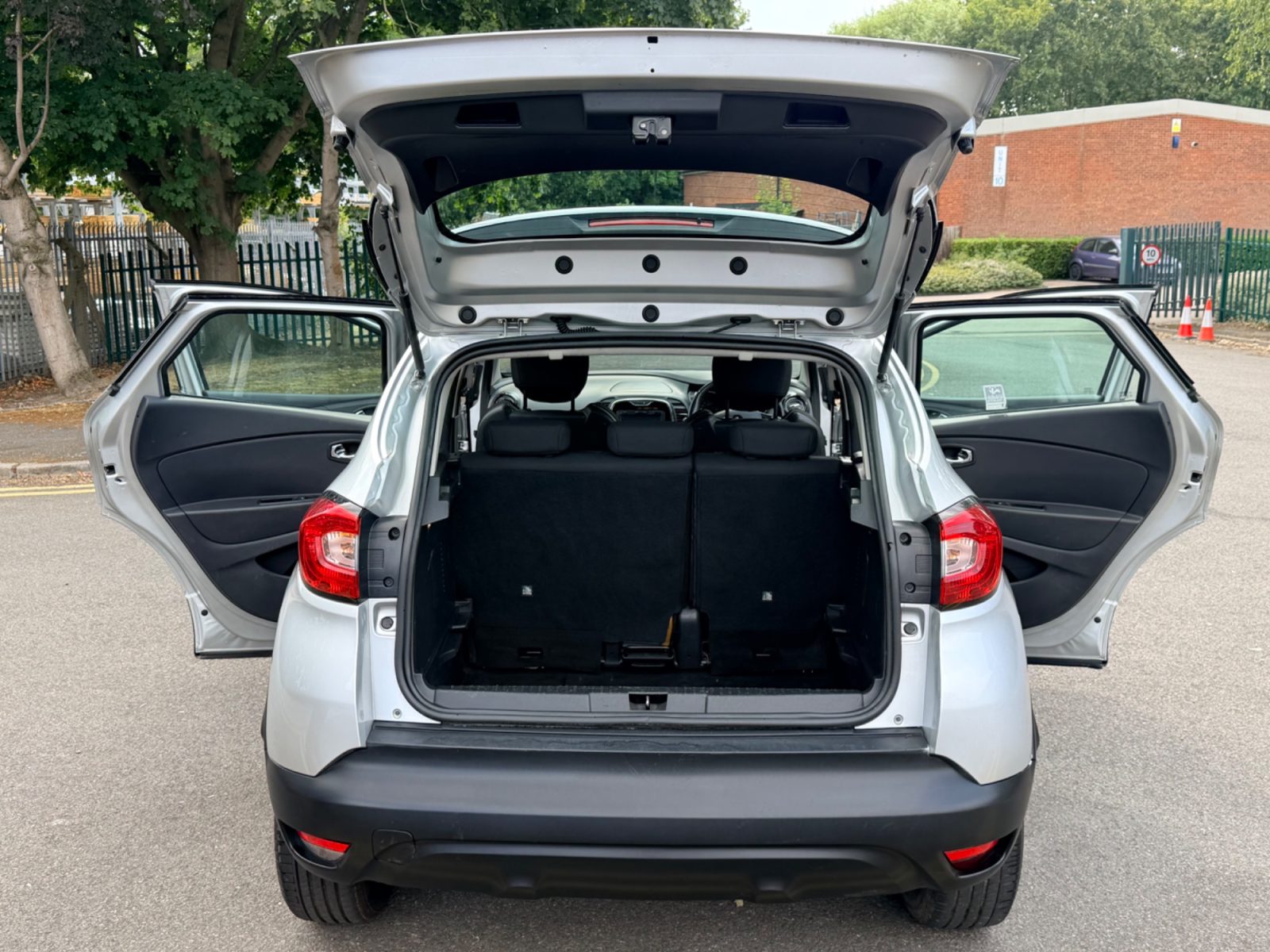 Renault Captur Dynamique Nav 0.9 TCe ENERGY Dynamique Nav Euro 6 2015 — photo 34