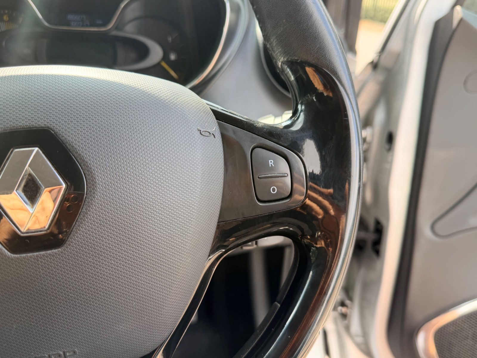 Renault Captur Dynamique Nav 0.9 TCe ENERGY Dynamique Nav Euro 6 2015 — photo 22