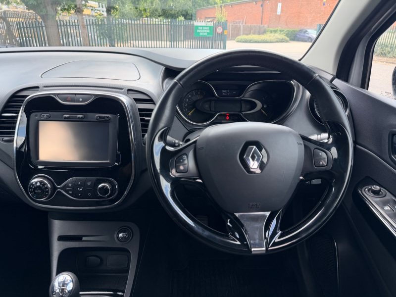 Renault Captur Dynamique 0.9 TCe Energy Dynamique Nav Euro 6 (90ps) 2015 — photo 15 of 50