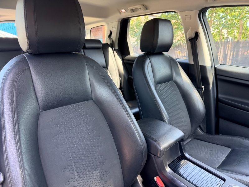 Land Rover Discovery Sport 2.0 TD4 SE SUV 5dr Diesel Manual 4WD Euro 6 (s/s) (180 ps) 2015 — photo 31 of 80