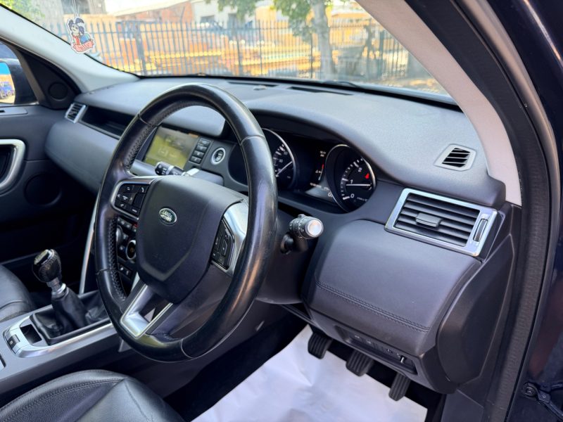 Land Rover Discovery Sport 2.0 TD4 SE SUV 5dr Diesel Manual 4WD Euro 6 (s/s) (180 ps) 2015 — photo 33 of 80