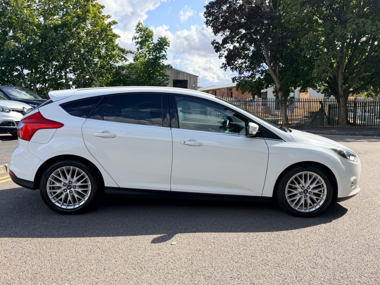 Ford Focus — photo 4