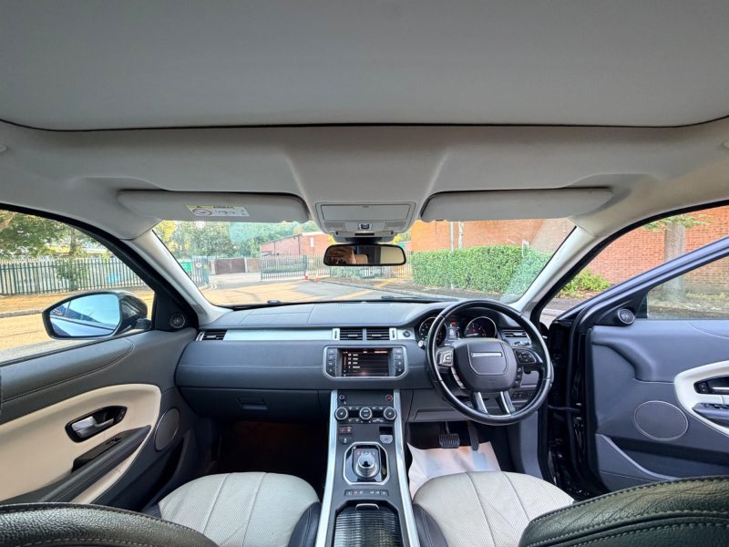 Land Rover Range Rover Evoque 2.0 TD4 SE Tech SUV 5dr Diesel Auto 4WD Euro 6 (s/s) (180 2016 — photo 44 of 105
