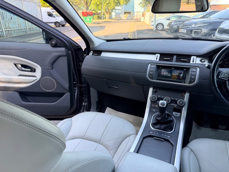 Land Rover Range Rover Evoque SE 2.0 TD4 SE 4WD Euro 6 (s/s) (180 ps) 2016 — photo 15 of 76