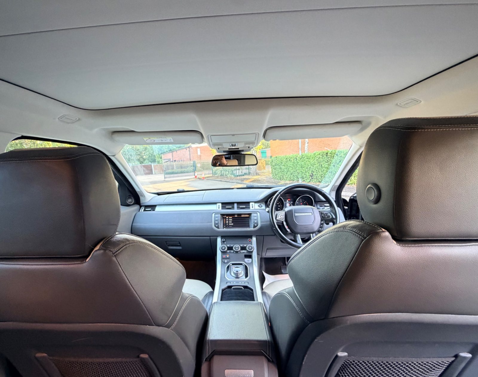 Land Rover Range Rover Evoque 2016 — photo 43