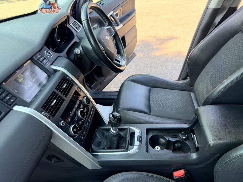 Land Rover Discovery Sport 2.0 TD4 SE SUV 5dr Diesel Manual 4WD Euro 6 (s/s) (180 ps) 2015 — photo 52 of 80