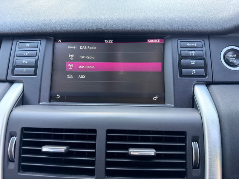 Land Rover Discovery Sport 2.0 TD4 SE SUV 5dr Diesel Manual 4WD Euro 6 (s/s) (180 ps) 2015 — photo 74 of 80