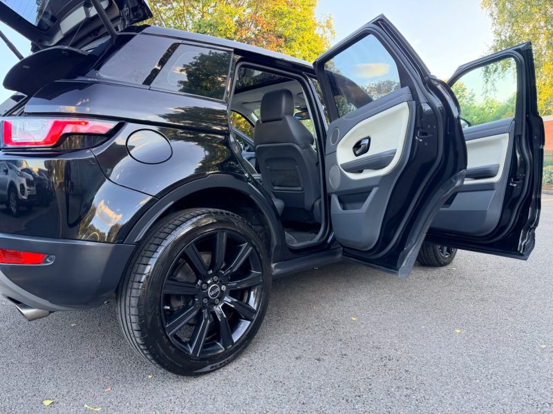 Land Rover Range Rover Evoque 2.0 TD4 SE Tech SUV 5dr Diesel Auto 4WD Euro 6 (s/s) (180 2016 — photo 83 of 105