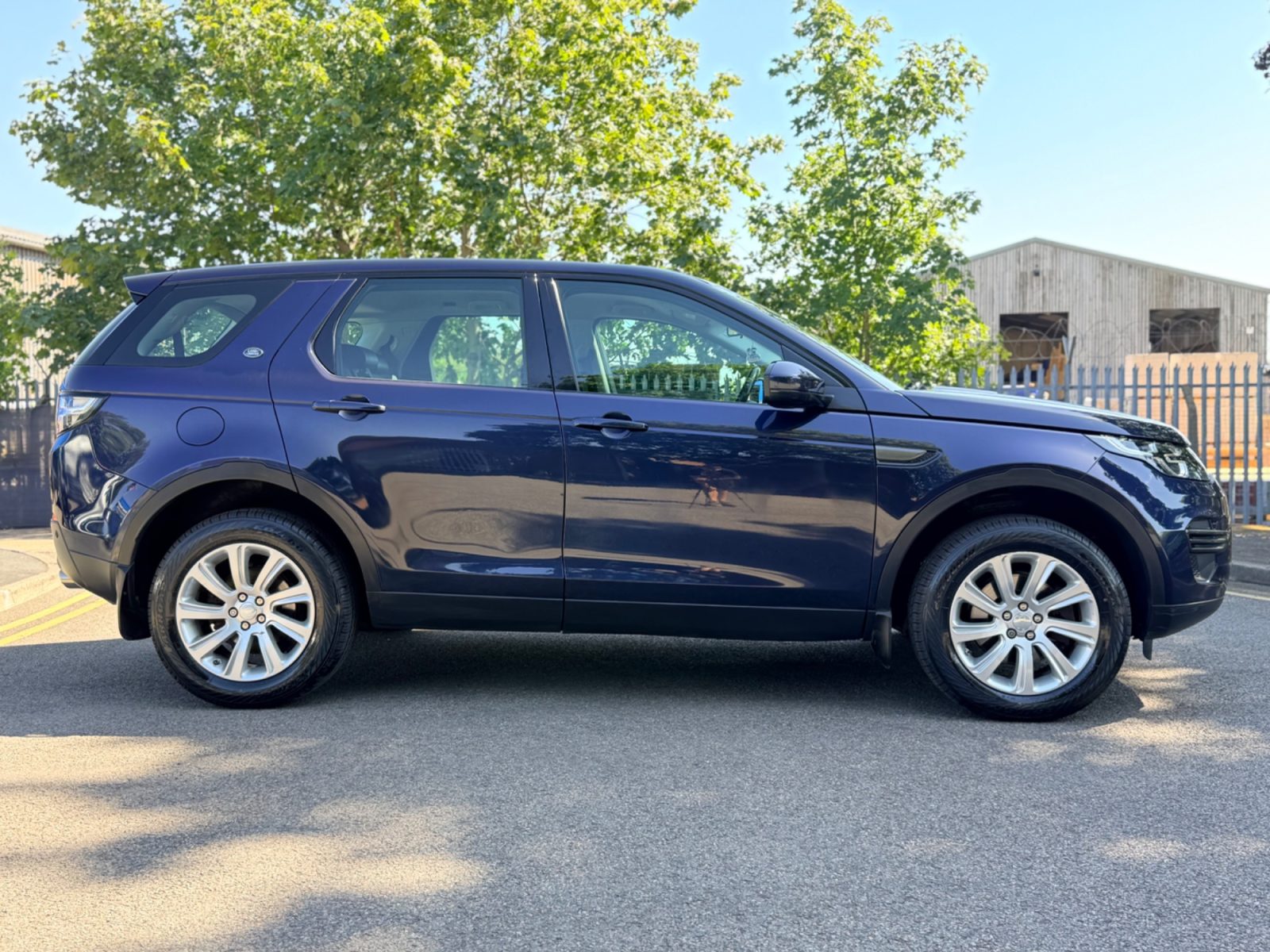 Land rover Discovery sport 2015 — photo 4