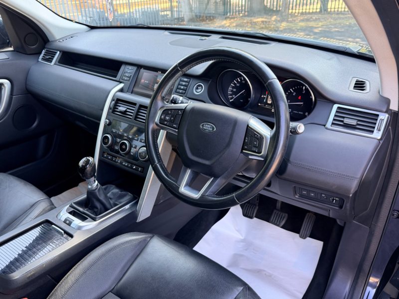 Land Rover Discovery Sport 2.0 TD4 SE SUV 5dr Diesel Manual 4WD Euro 6 (s/s) (180 ps) 2015 — photo 12 of 80