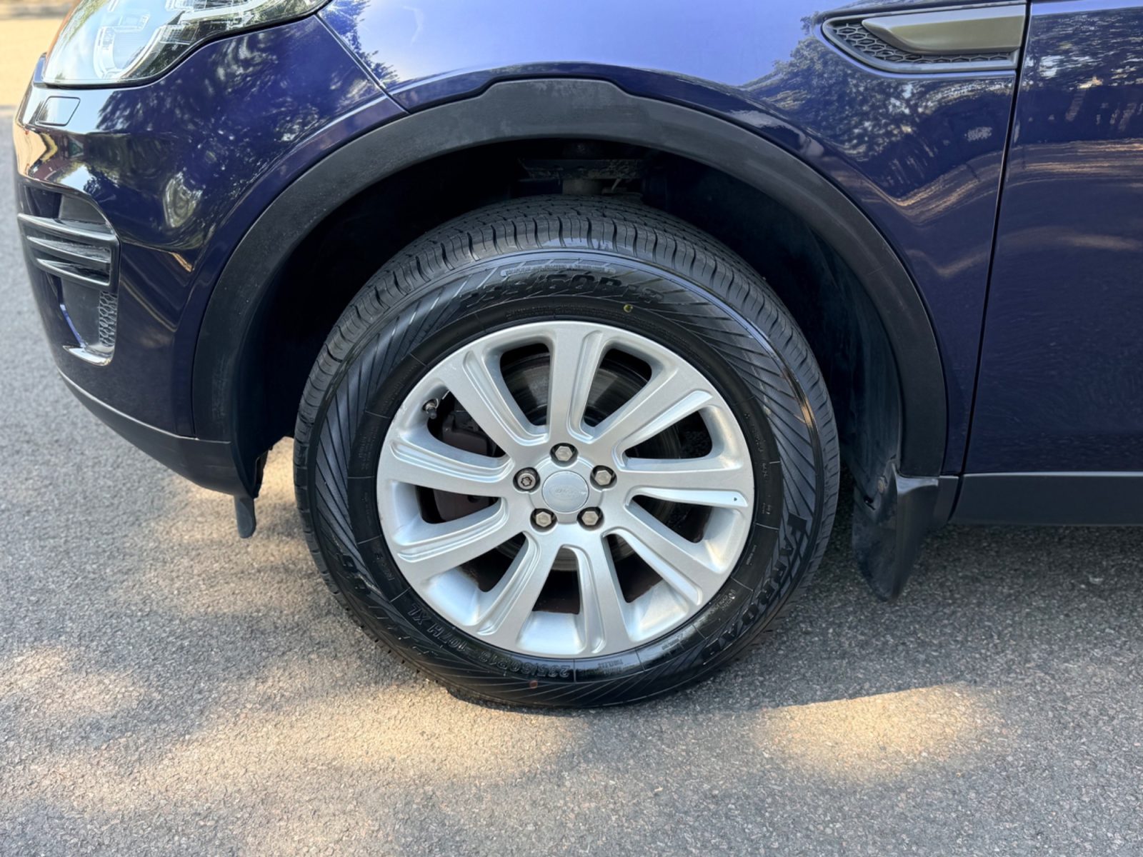 Land rover Discovery sport 2015 — photo 18