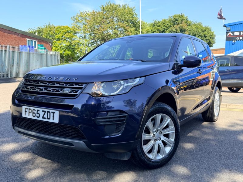 Land Rover Discovery Sport 2.0 TD4 SE SUV 5dr Diesel Manual 4WD Euro 6 (s/s) (180 ps) 2015 — photo 2 of 80
