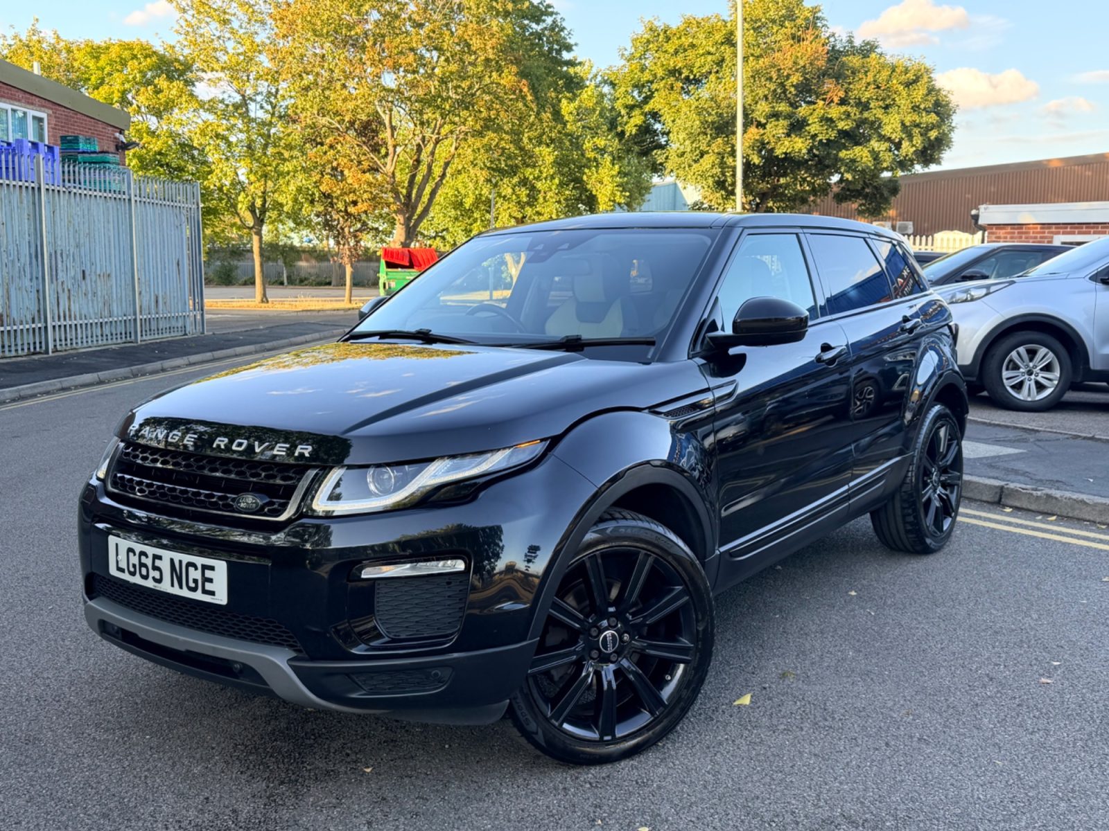 Land Rover Range Rover Evoque 2016 — photo 2