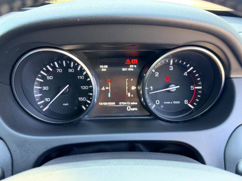 Land Rover Discovery Sport 2.0 TD4 SE SUV 5dr Diesel Manual 4WD Euro 6 (s/s) (180 ps) 2015 — photo 22 of 80