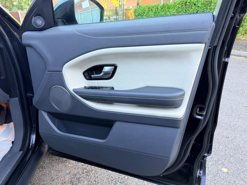 Land Rover Range Rover Evoque 2.0 TD4 SE Tech SUV 5dr Diesel Auto 4WD Euro 6 (s/s) (180 2016 — photo 46 of 105