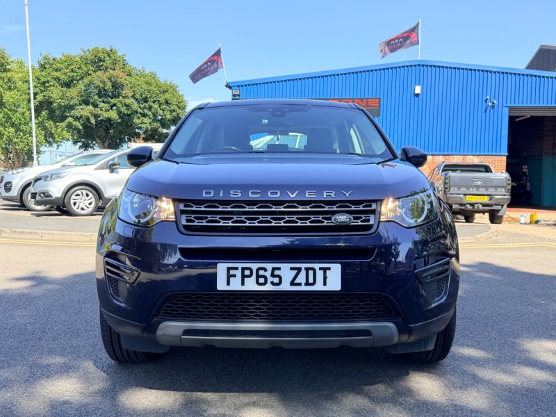 Land Rover Discovery Sport 2.0 TD4 SE SUV 5dr Diesel Manual 4WD Euro 6 (s/s) (180 ps) 2015 — photo 3 of 80