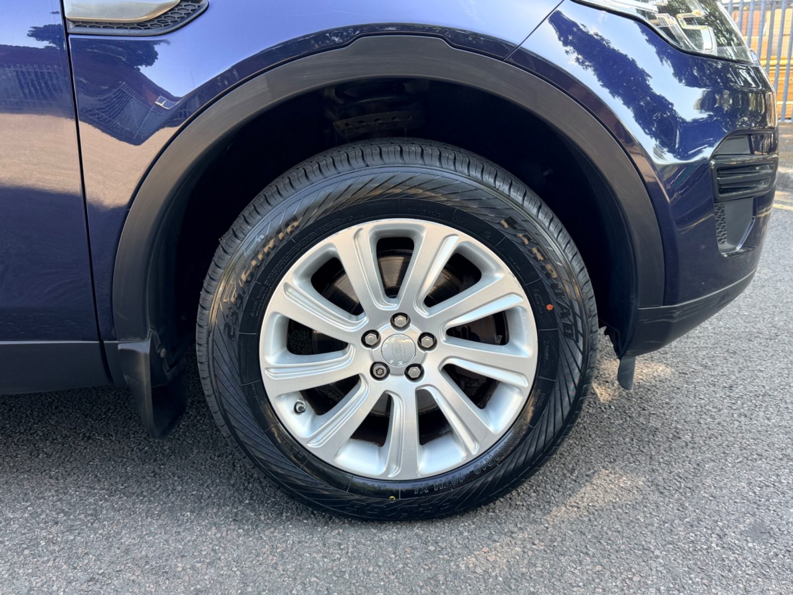 Land rover Discovery sport 2015 — photo 19