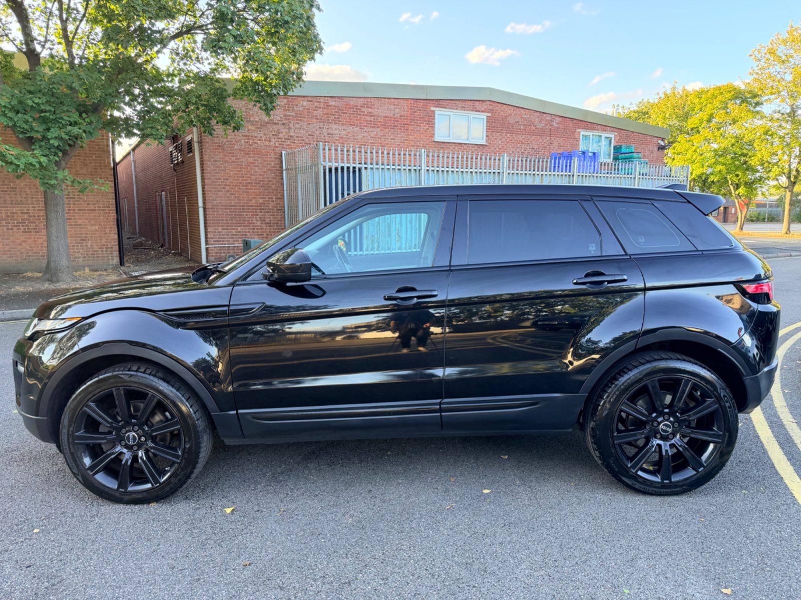 Land Rover Range Rover Evoque 2016 — photo 9