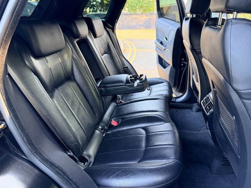Land Rover Range Rover Evoque 2.0 TD4 SE 4WD Euro 6 (s/s) 5dr 2015 — photo 44 of 74