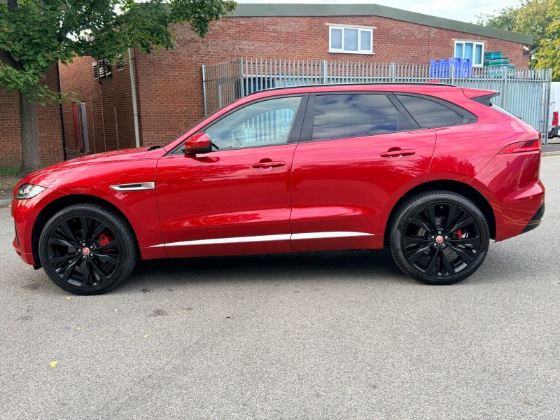 Jaguar F-PACE SUV 3.0 V6 S Petrol Auto AWD Euro 6 (s/s) (380 ps 2017 — photo 10 of 97
