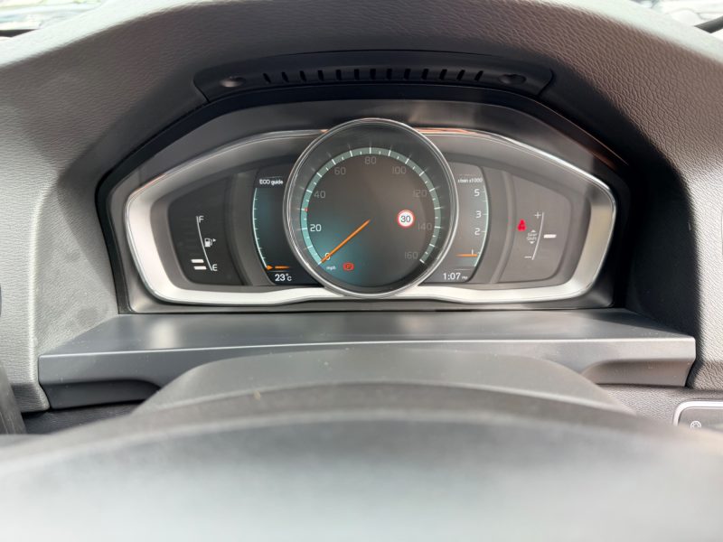 Volvo S60 SE Lux Nav 2.0 D4 SE Lux Nav Saloon 4dr Diesel Manual Euro 6 (s/s) (190 ps) 2016 — photo 64 of 76