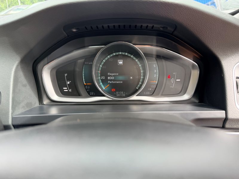 Volvo S60 SE Lux Nav 2.0 D4 SE Lux Nav Saloon 4dr Diesel Manual Euro 6 (s/s) (190 ps) 2016 — photo 62 of 76
