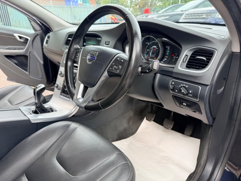 Volvo S60 SE Lux Nav 2.0 D4 SE Lux Nav Saloon 4dr Diesel Manual Euro 6 (s/s) (190 ps) 2016 — photo 41 of 76