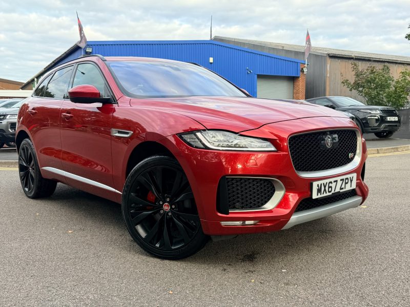 Jaguar F-PACE SUV 3.0 V6 S Petrol Auto AWD Euro 6 (s/s) (380 ps 2017 — photo 4 of 97
