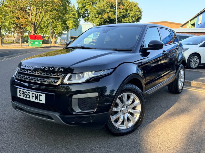 Land Rover Range Rover Evoque 2.0 TD4 SE 4WD Euro 6 (s/s) 5dr 2015 — photo 6 of 74