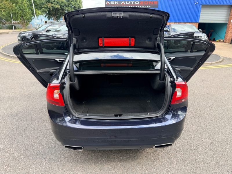 Volvo S60 SE Lux Nav 2.0 D4 SE Lux Nav Saloon 4dr Diesel Manual Euro 6 (s/s) (190 ps) 2016 — photo 52 of 76