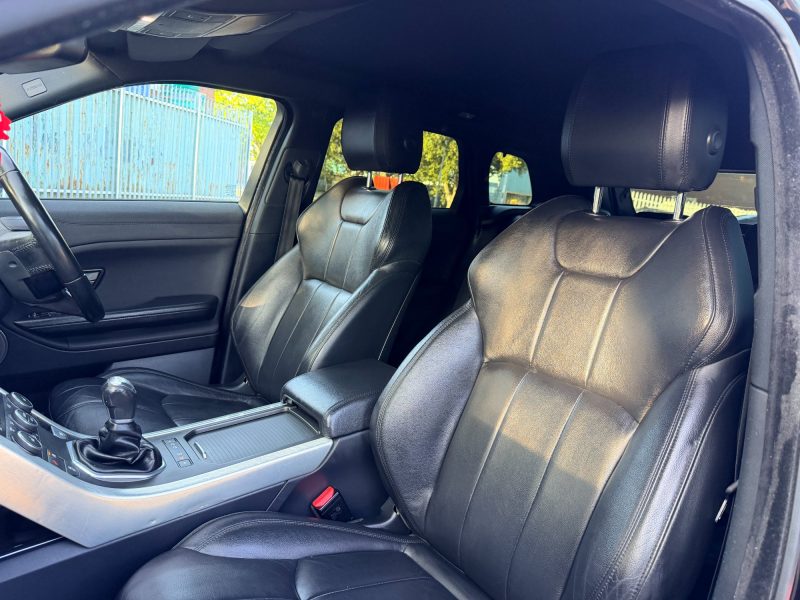 Land Rover Range Rover Evoque 2.0 TD4 SE 4WD Euro 6 (s/s) 5dr 2015 — photo 35 of 74
