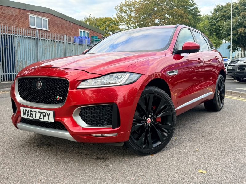 Jaguar F-PACE SUV 3.0 V6 S Petrol Auto AWD Euro 6 (s/s) (380 ps 2017 — photo 3 of 97