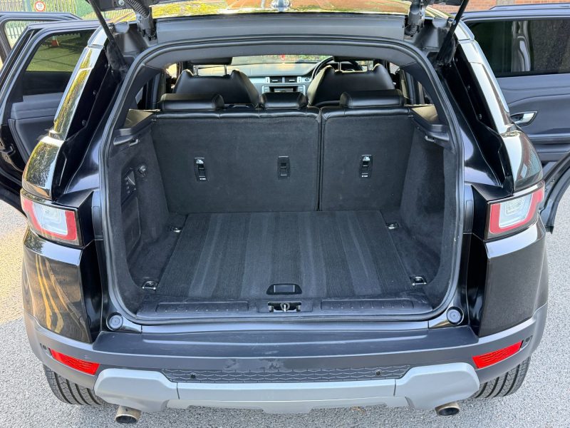 Land Rover Range Rover Evoque 2.0 TD4 SE 4WD Euro 6 (s/s) 5dr 2015 — photo 51 of 74