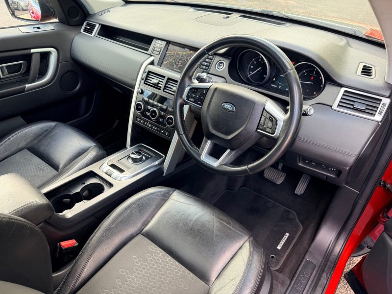 Land Rover Discovery Sport 2.0 TD4 180 SE Tech 5dr Auto 2017 — photo 16 of 102