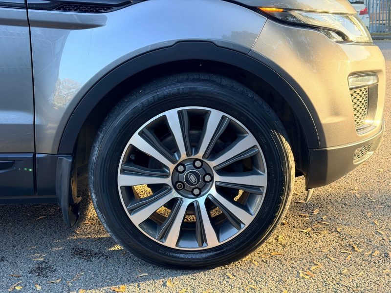 Land Rover Range Rover Evoque 2.0 TD4 SE Tech 5dr 2017 — photo 13 of 67