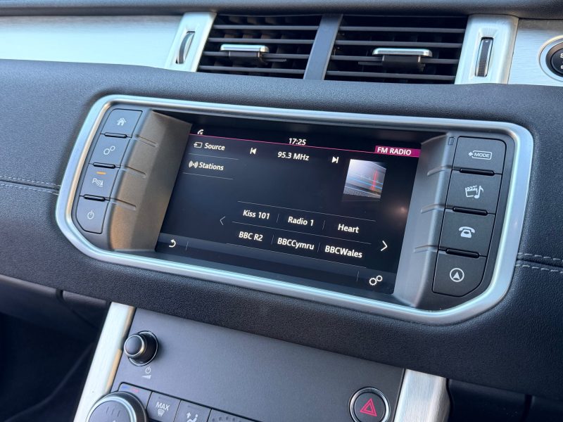 Land Rover Range Rover Evoque 2.0 TD4 SE Tech 5dr 2017 — photo 59 of 67