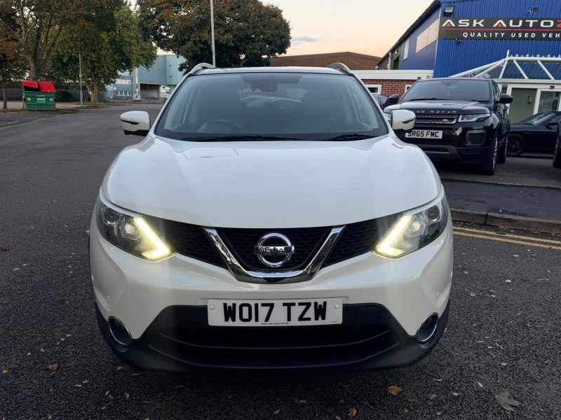 Nissan Qashqai 1.2 DiG-T Tekna [Non-Panoramic] 5dr 2017 — photo 3 of 91