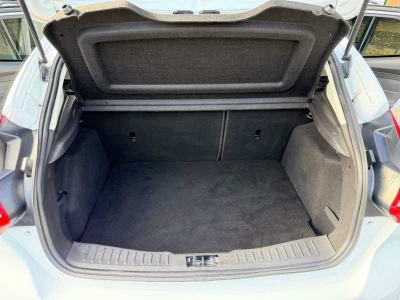 Ford Focus 1.0 125 EcoBoost Titanium 5dr 2013 — photo 59 of 69
