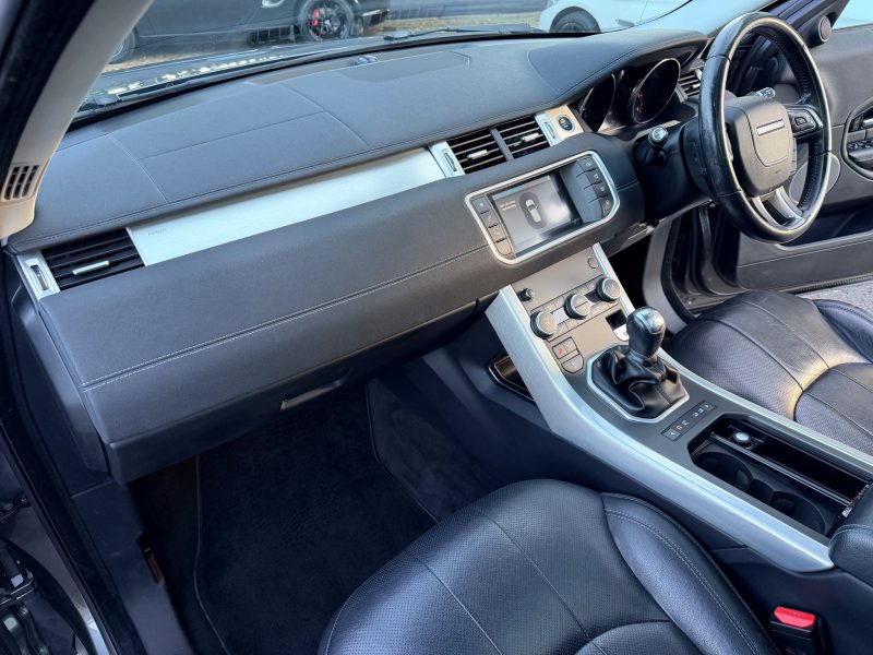 Land Rover Range Rover Evoque 2.0 TD4 SE Tech 5dr 2017 — photo 36 of 67