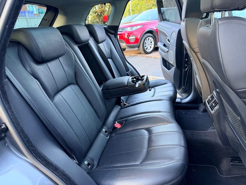 Land Rover Range Rover Evoque 2.0 TD4 SE Tech 5dr 2017 — photo 41 of 67