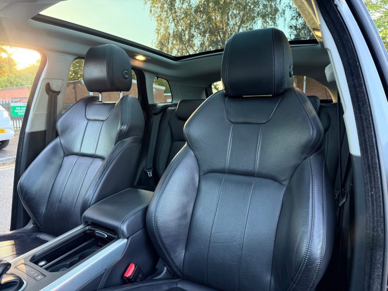 Land Rover Range Rover Evoque 2.0 TD4 SE Tech 5dr 2017 — photo 33 of 67