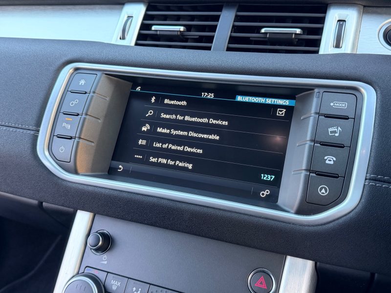 Land Rover Range Rover Evoque 2.0 TD4 SE Tech 5dr 2017 — photo 58 of 67