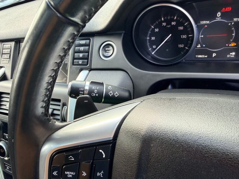Land Rover Discovery Sport 2.0 TD4 180 SE Tech 5dr Auto 2017 — photo 23 of 102