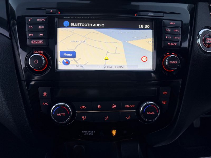 Nissan Qashqai 1.2 DiG-T Tekna [Non-Panoramic] 5dr 2017 — photo 37 of 91