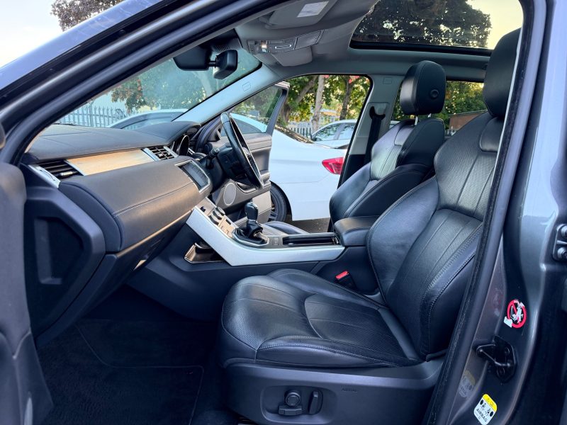 Land Rover Range Rover Evoque 2.0 TD4 SE Tech 5dr 2017 — photo 35 of 67