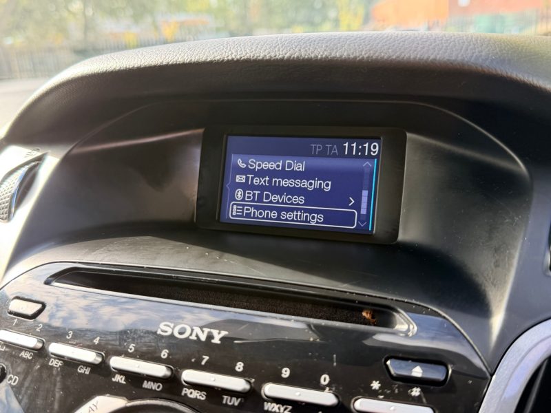 Ford Focus 1.0 125 EcoBoost Titanium 5dr 2013 — photo 69 of 69
